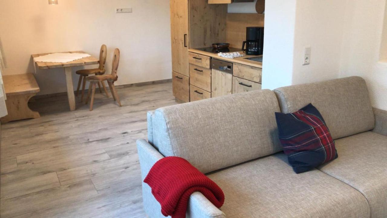Birklstueberl Restaurant Und Appartement Seefeld in Tirol Esterno foto
