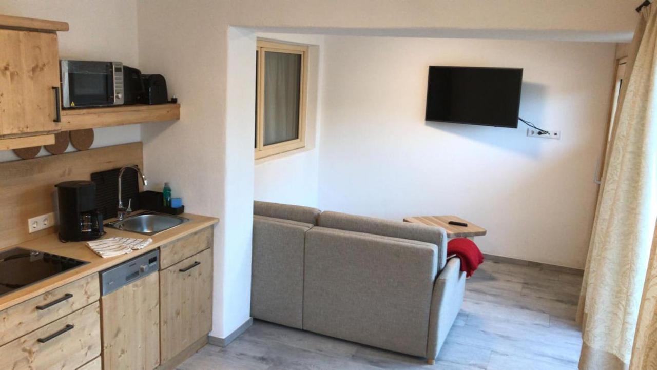 Birklstueberl Restaurant Und Appartement Seefeld in Tirol Esterno foto