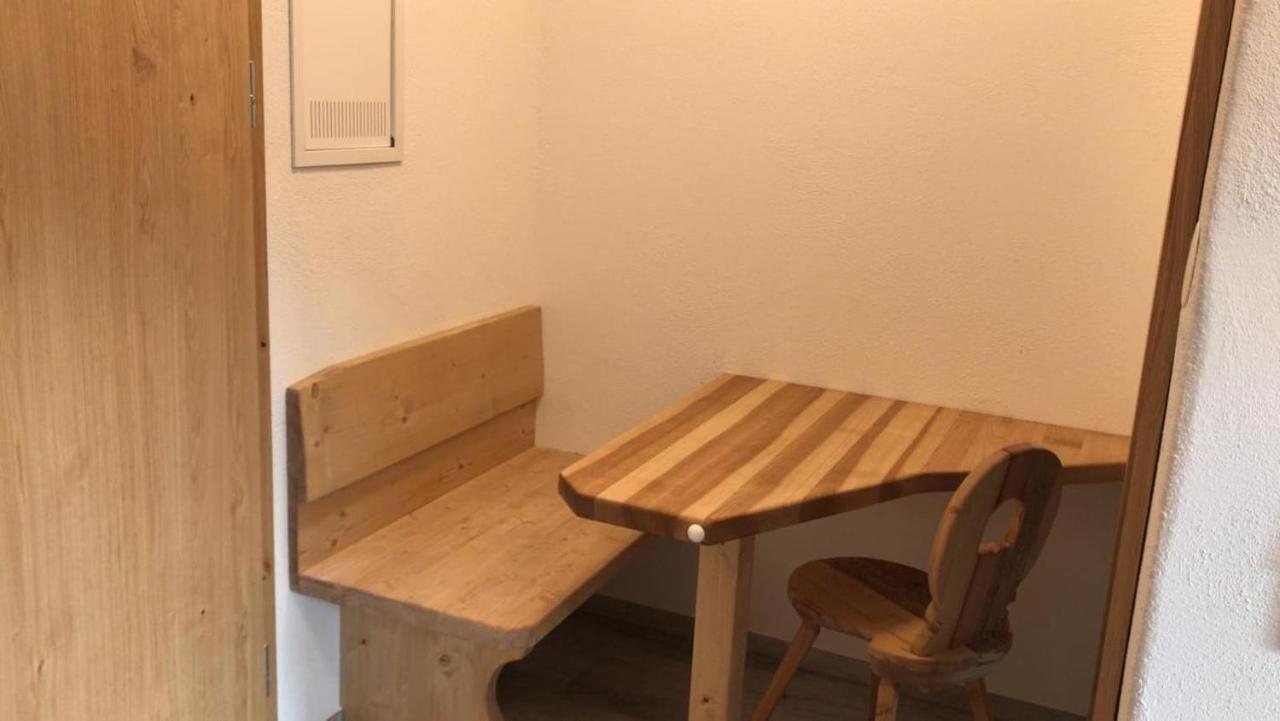 Birklstueberl Restaurant Und Appartement Seefeld in Tirol Esterno foto